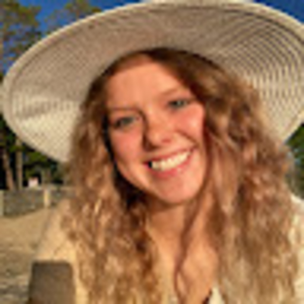 Meet your Posher, Sara